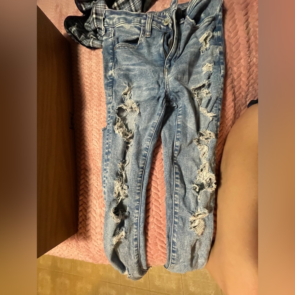 American eagle ripped jeans